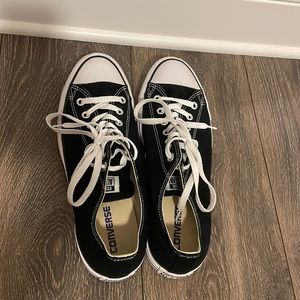 Men’s Classic Chuck Taylor Converse All Stars